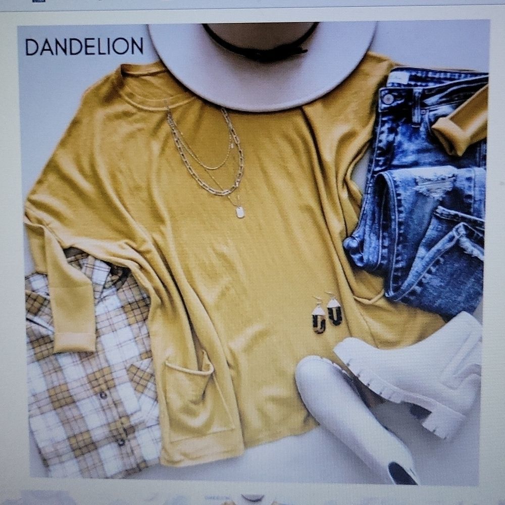 If u love to be ultra cozy, then look no further. This cozy sweater in Dandelion